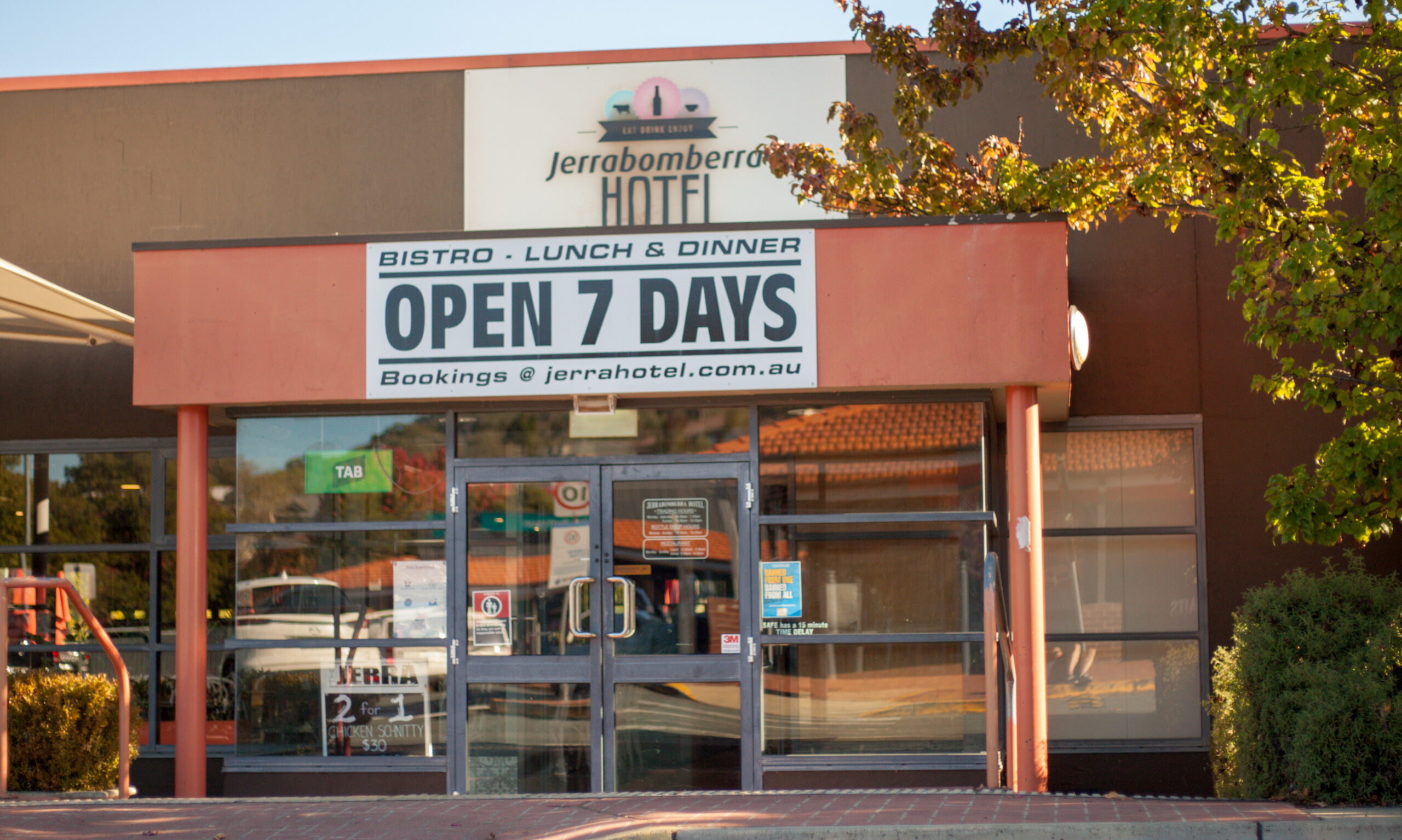 Harvest Hotels acquires Jerrabomberra Hotel, Queanbeyan